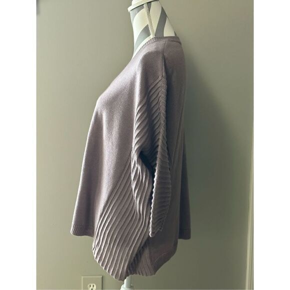 The Limited loose fit sweater - Picture 3 of 10